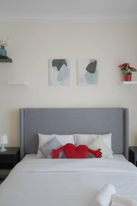 Step Into Serenity - Discover Modern Living In 1Br Apartment With Panoramic Views In Dubai Marina Near Jbr Walk, Beach And Bla Bla Club المظهر الخارجي الصورة