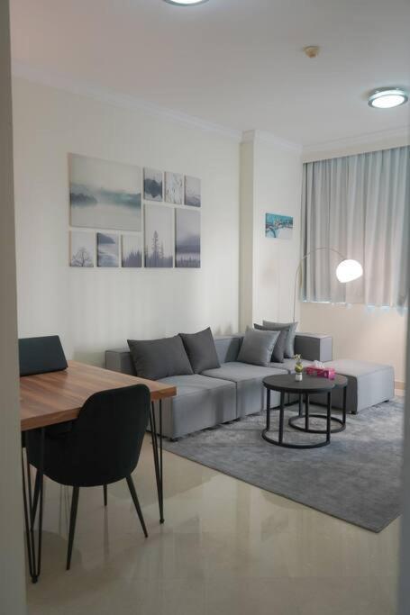Step Into Serenity - Discover Modern Living In 1Br Apartment With Panoramic Views In Dubai Marina Near Jbr Walk, Beach And Bla Bla Club المظهر الخارجي الصورة